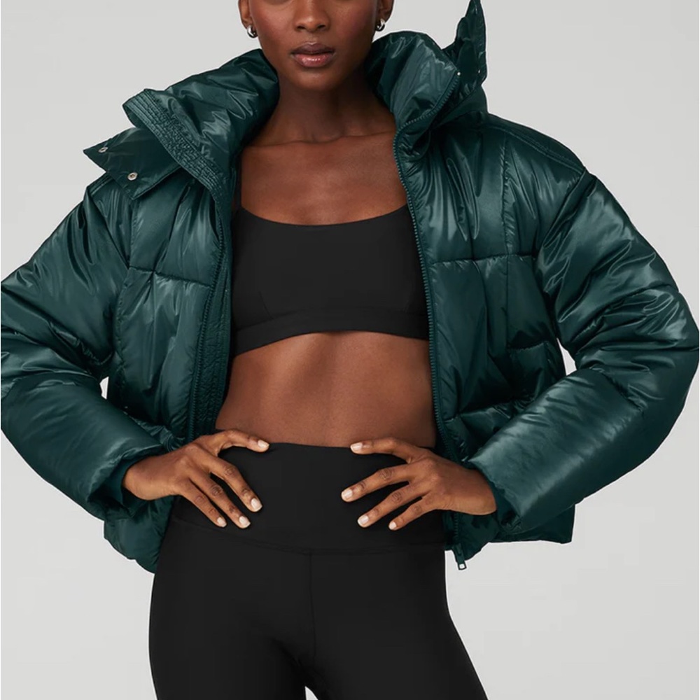 ALO Yoga Pearlized Pristine Puffer Jacket